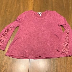 🍓3/$15🍓Juniors top. LARGE